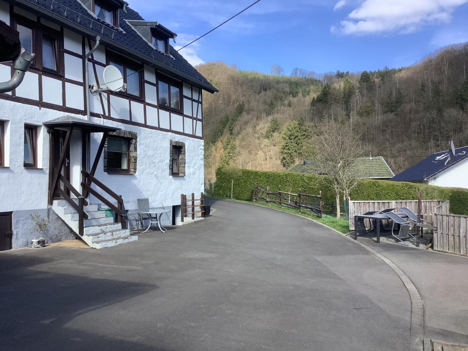 Berg Blick Eifler Bauernhaus Modern Restauriert سيمراث المظهر الخارجي الصورة